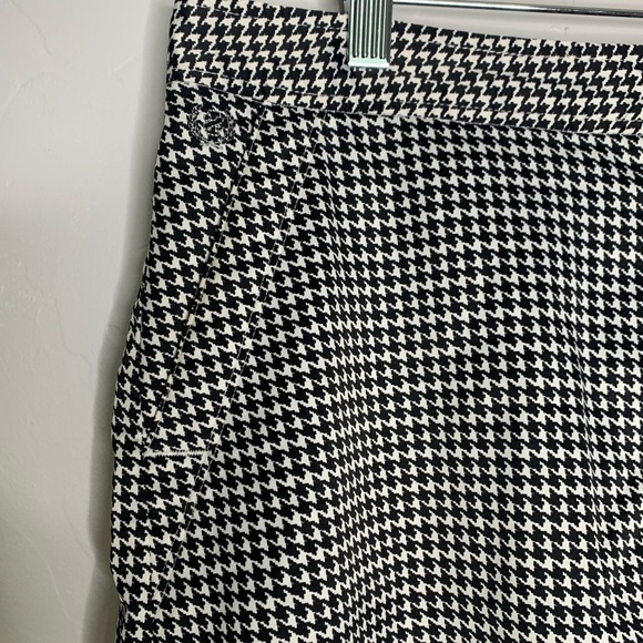 Izod Perform Black and White Houndstooth Print Golf Skort Size 8 - Picture 2 of 13